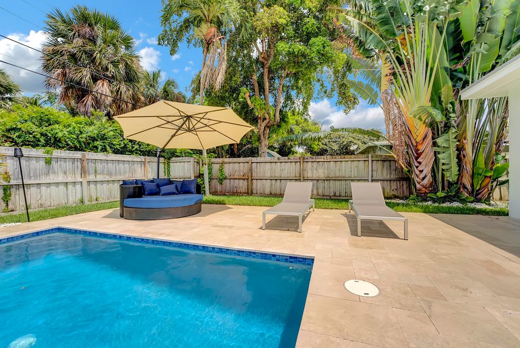 Photo of 3122 Pierson Drive, Delray Beach, FL 33483 (MLS # R10946181)