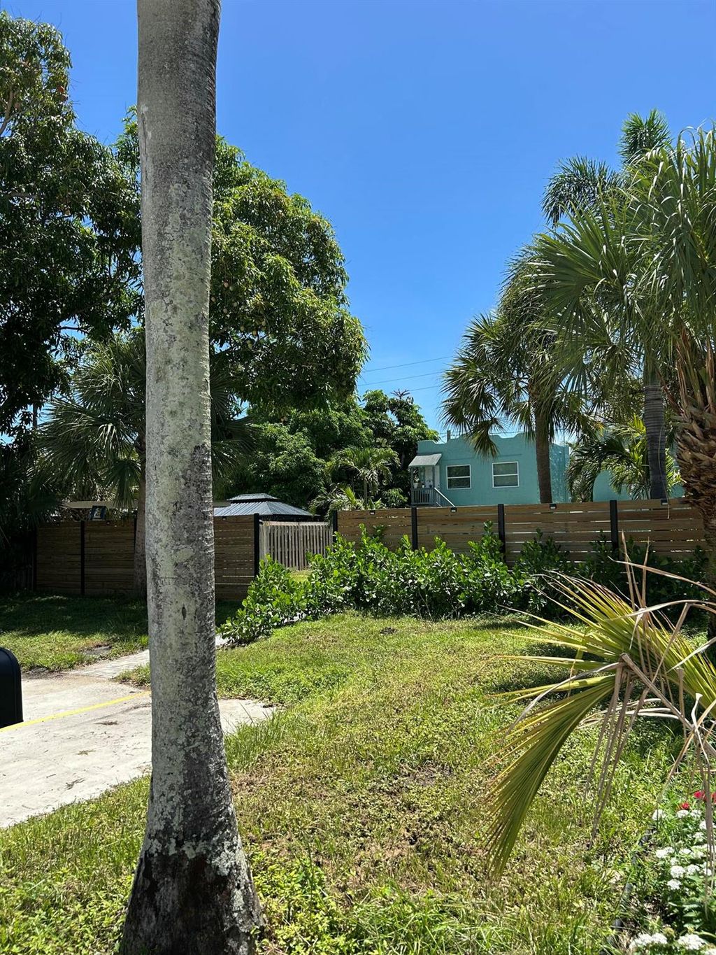 Photo of 512 S K Street #1, Lake Worth Beach, FL 33460 (MLS # R11098621)