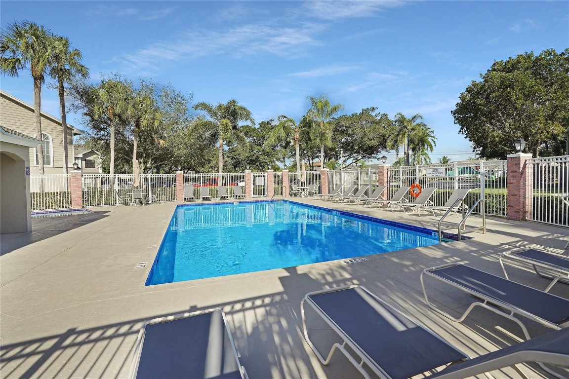 Colony Courts - Residential