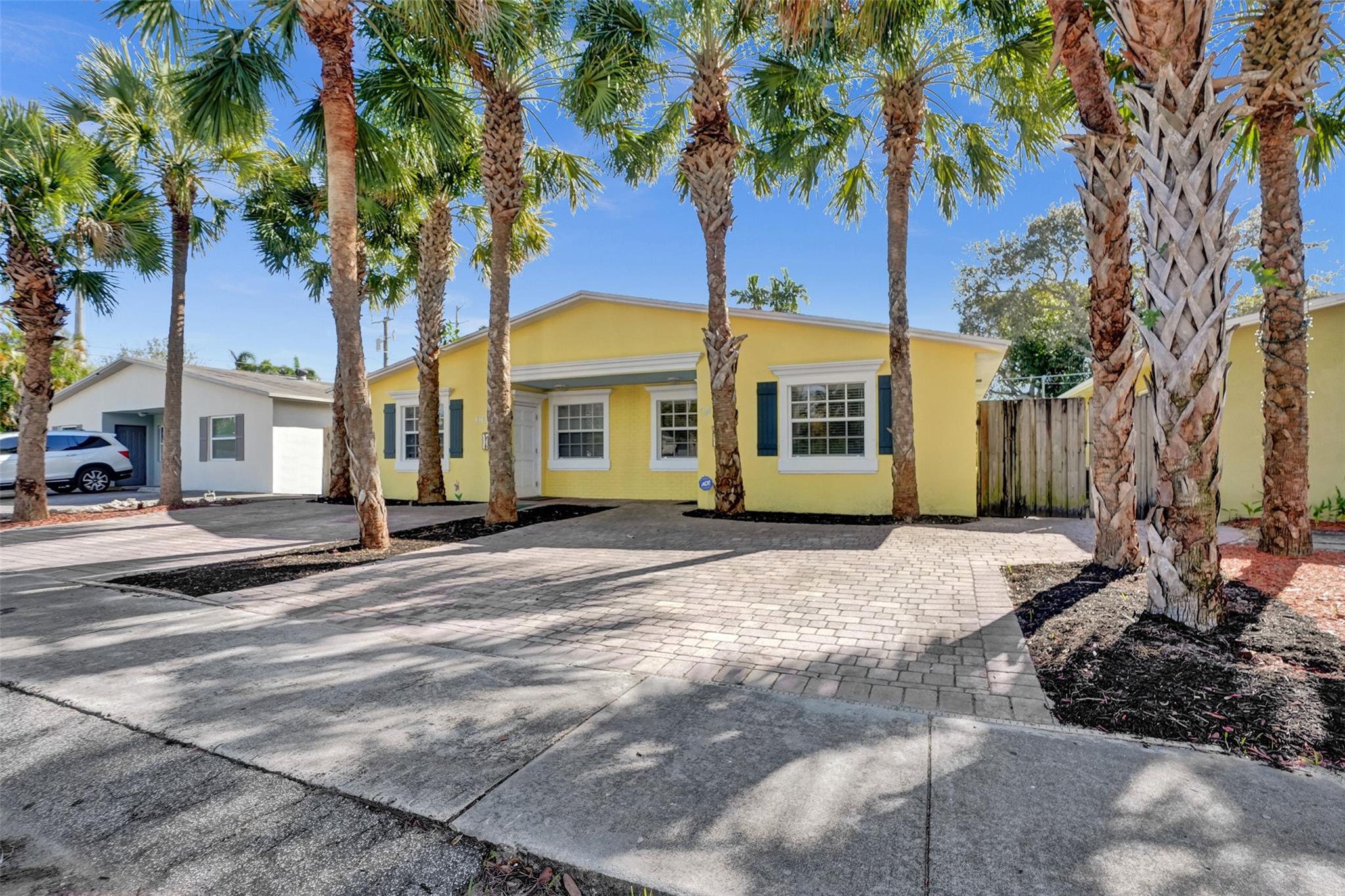 902 Mandarin Isle