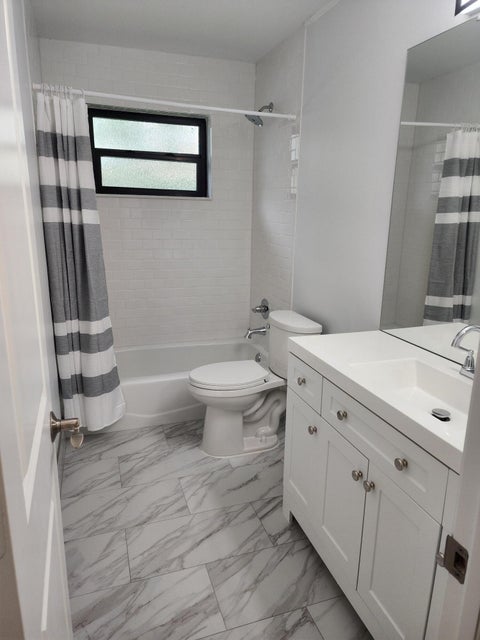Tiny photo for 9885 Riverside Drive, Coral Springs, FL 33071 (MLS # B26089555)