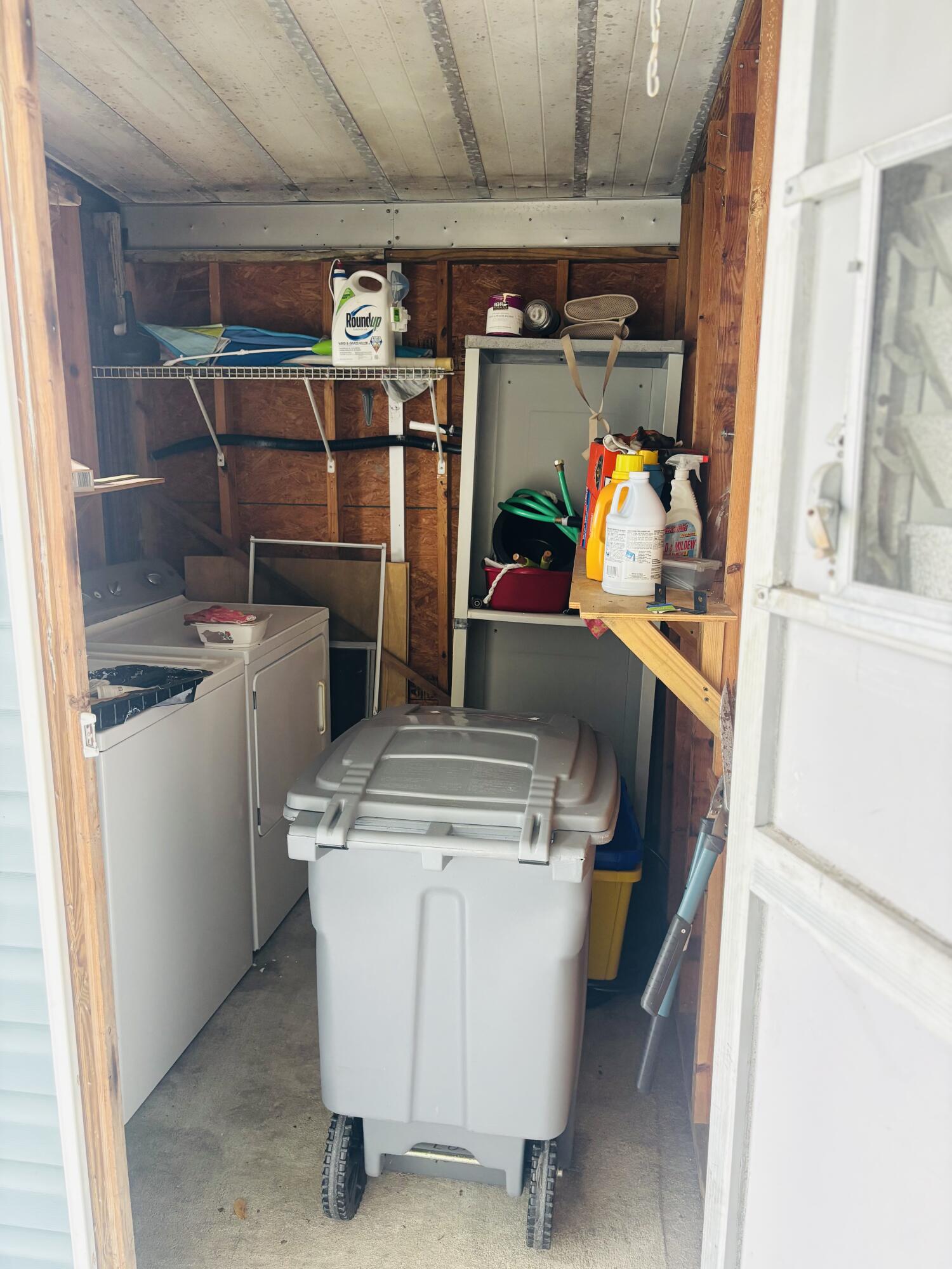 COLONIAL ESTATES INC MOBILE HOME PARK - Residential