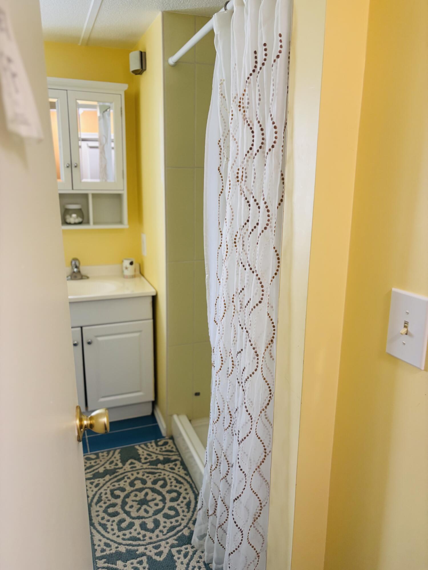 COLONIAL ESTATES INC MOBILE HOME PARK - Residential