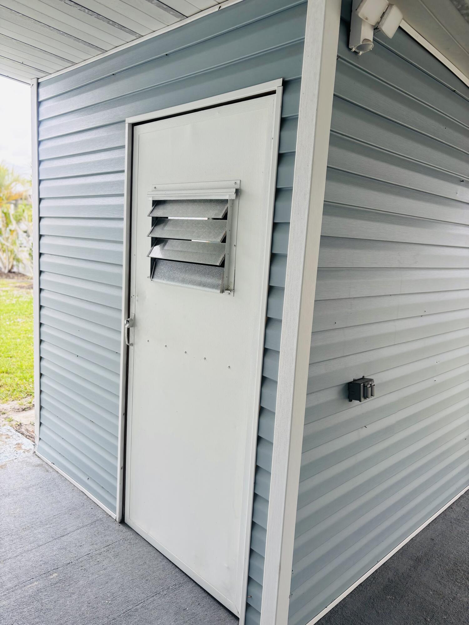 COLONIAL ESTATES INC MOBILE HOME PARK - Residential