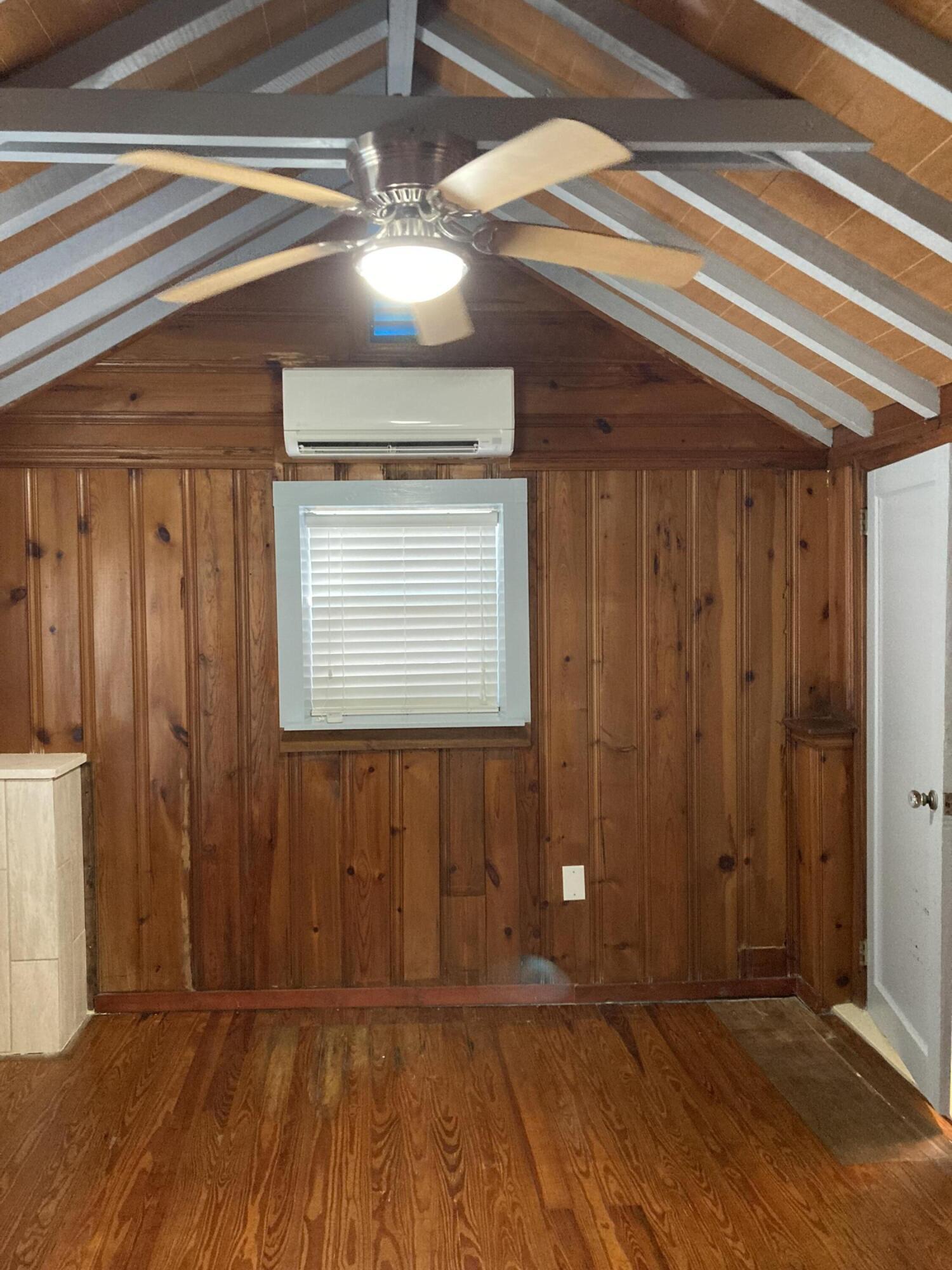 NORTHWOOD - Residential Lease