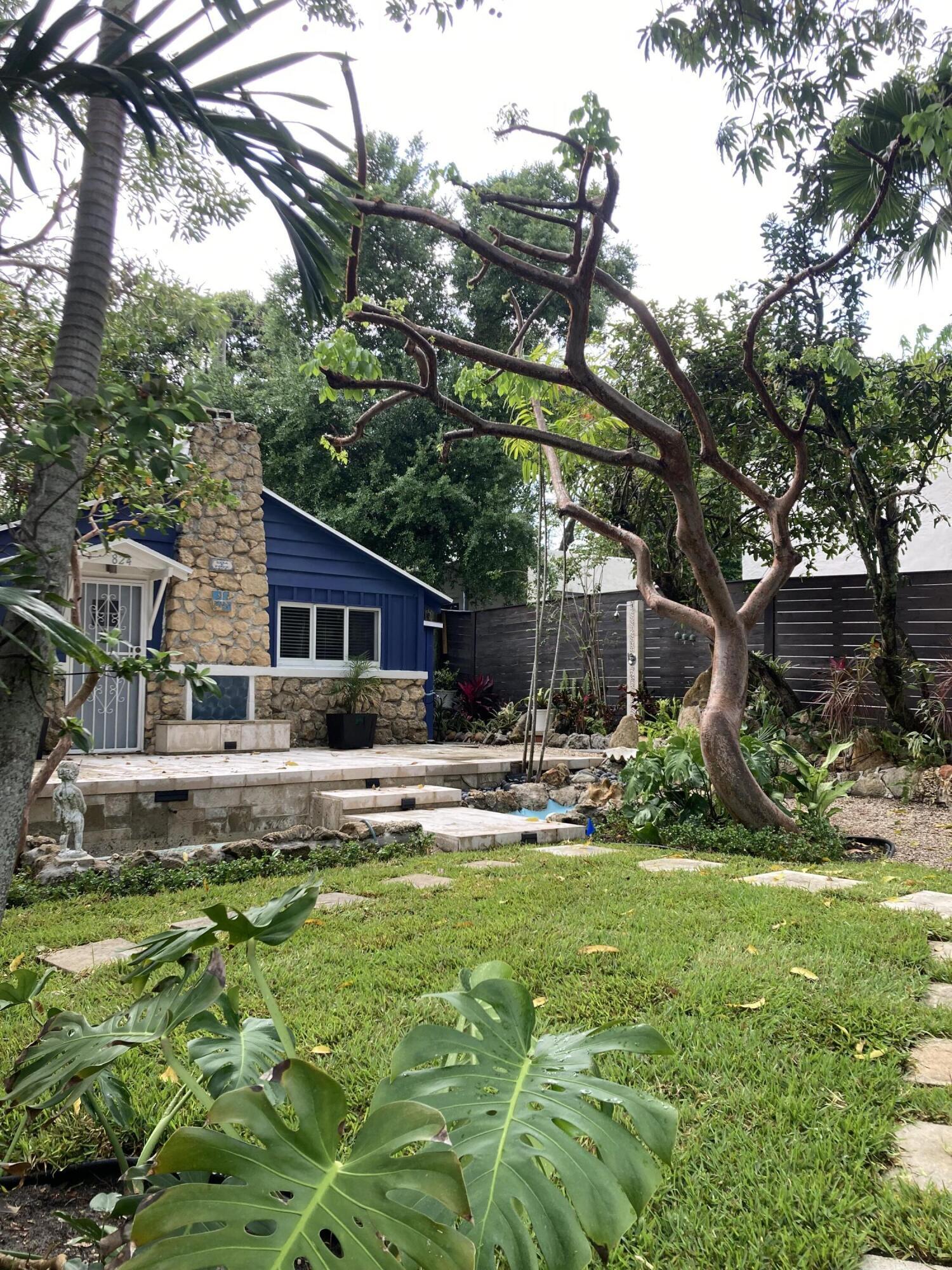 NORTHWOOD - Residential Lease