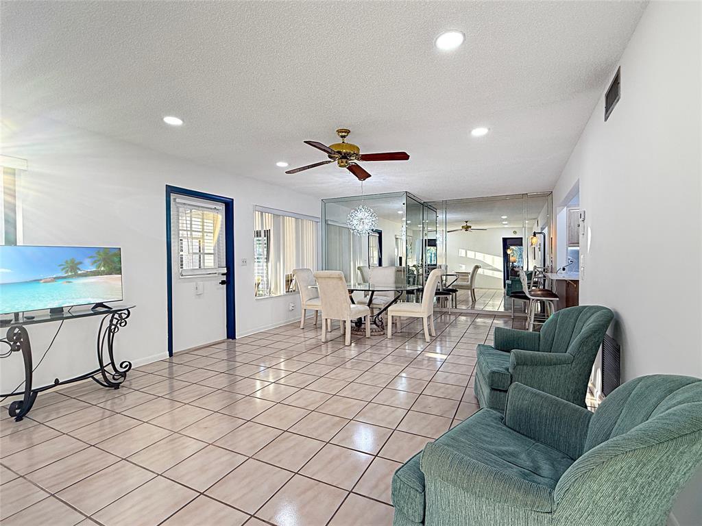 Pine Ridge Condo 03 South - Residential Lease