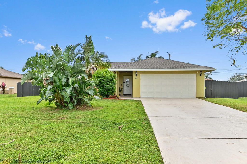 Photo of 984 SW Cornelia Avenue, Port Saint Lucie, FL 34953 (MLS # R11054898)