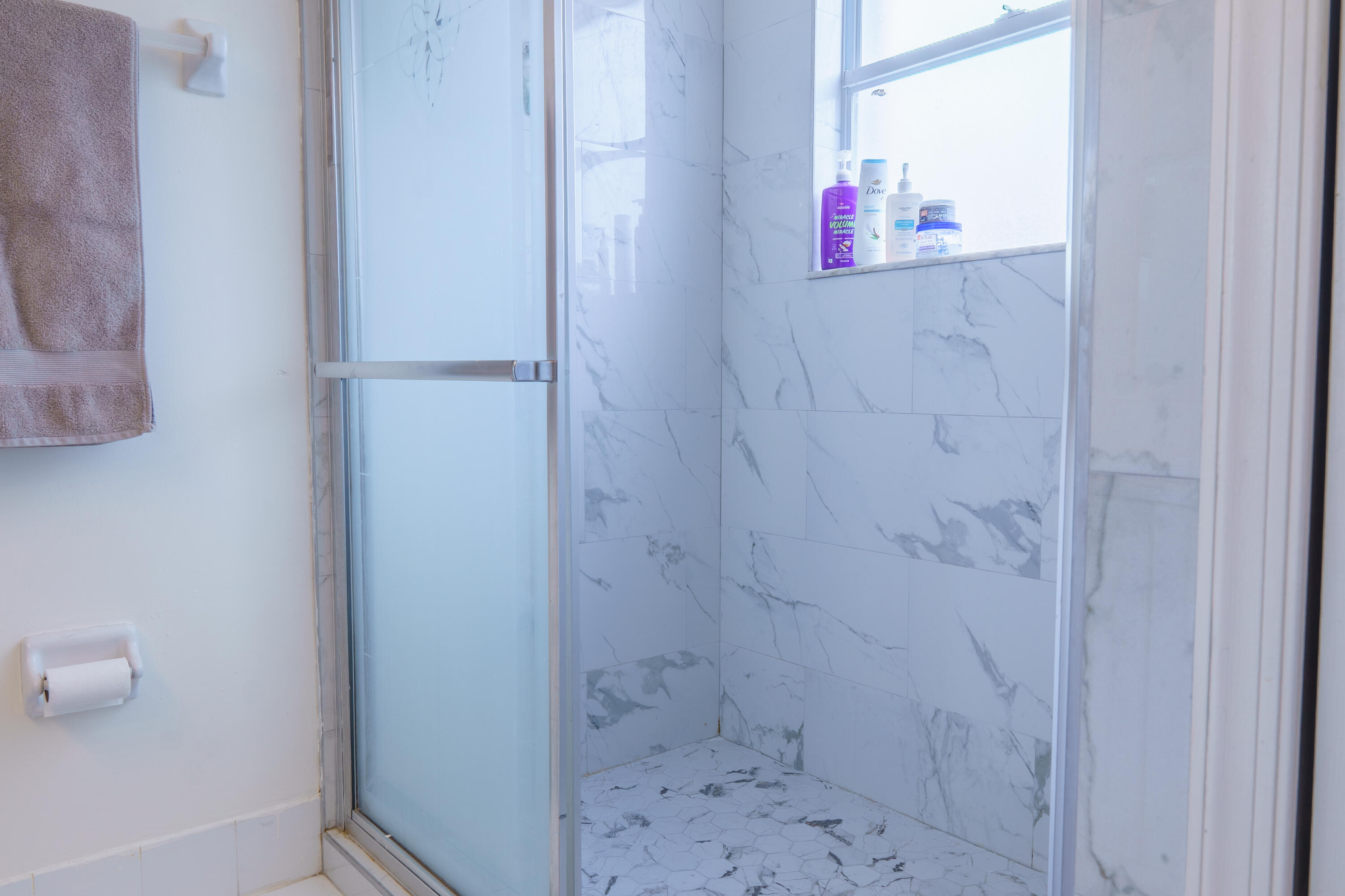 KENSINGTON MANOR - Residential