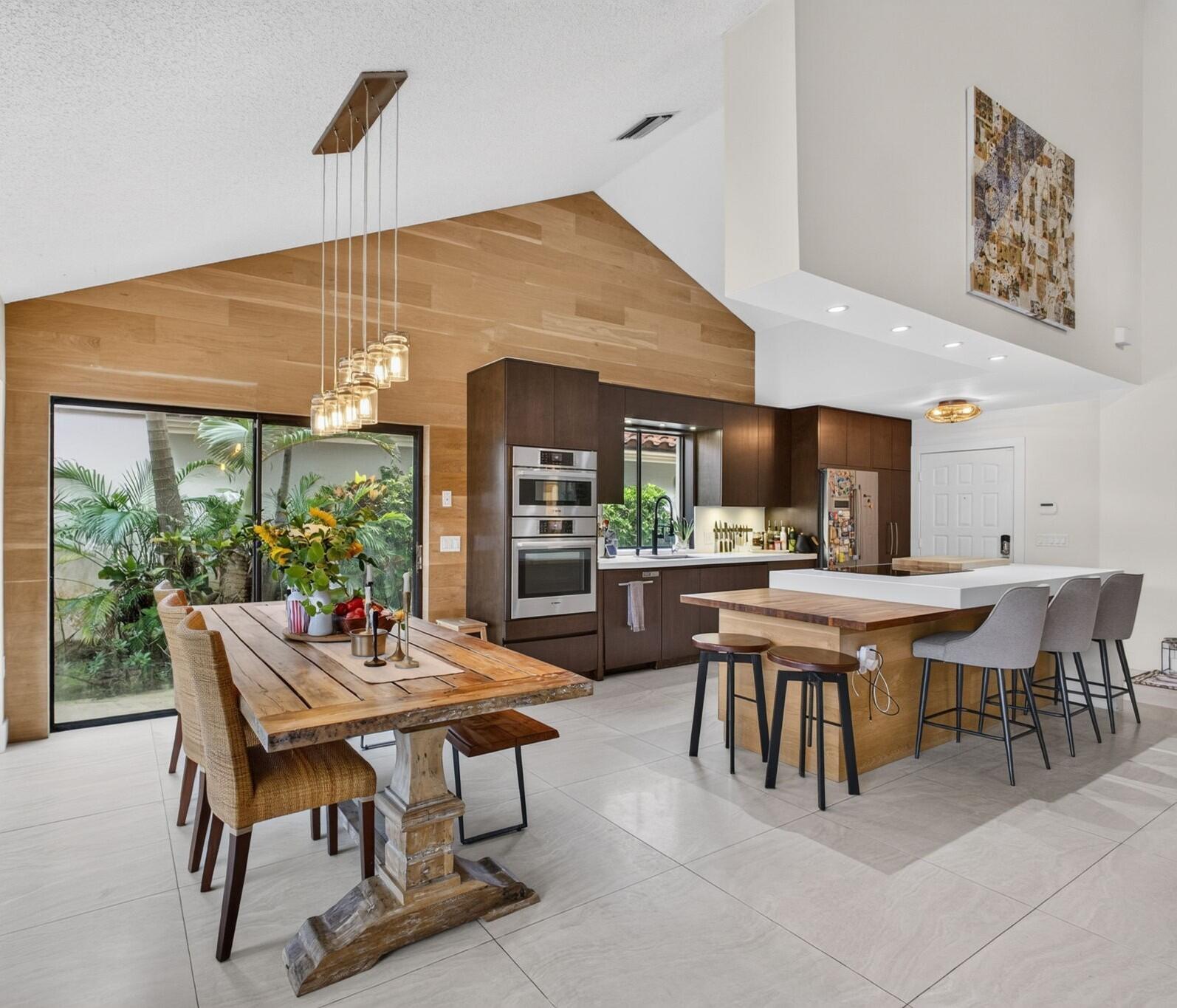 2613 Mohawk Circle