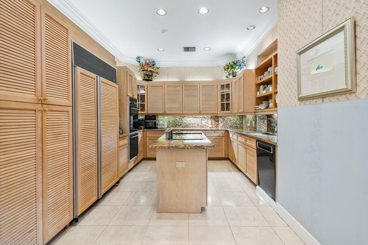 FAIRWAY ISLAND OF - Residential Lease