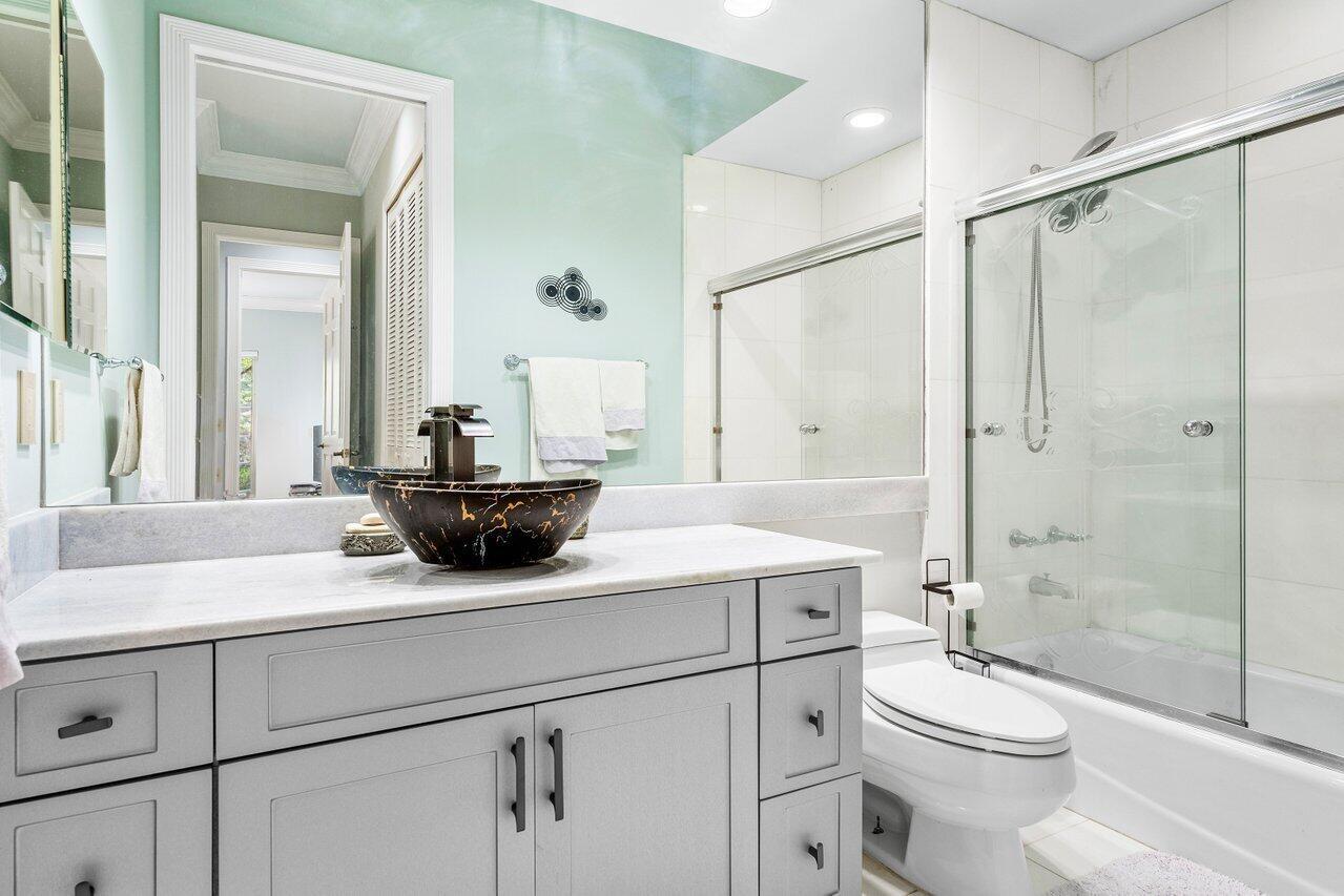 FAIRWAY ISLAND OF - Residential Lease