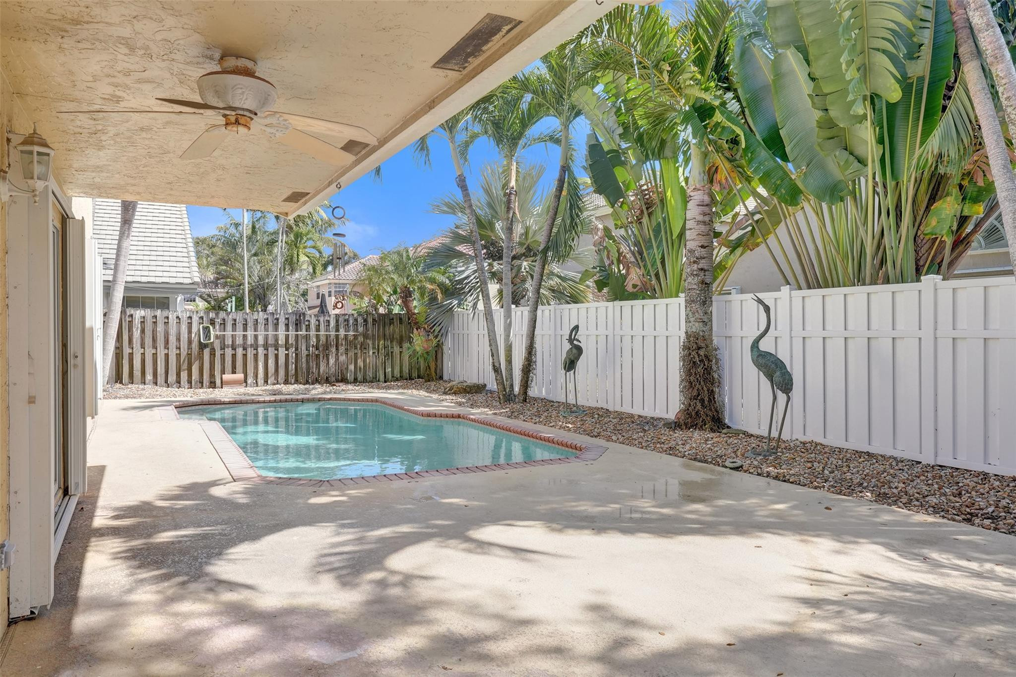 Embassy Lakes Ph II 141-4 - Residential