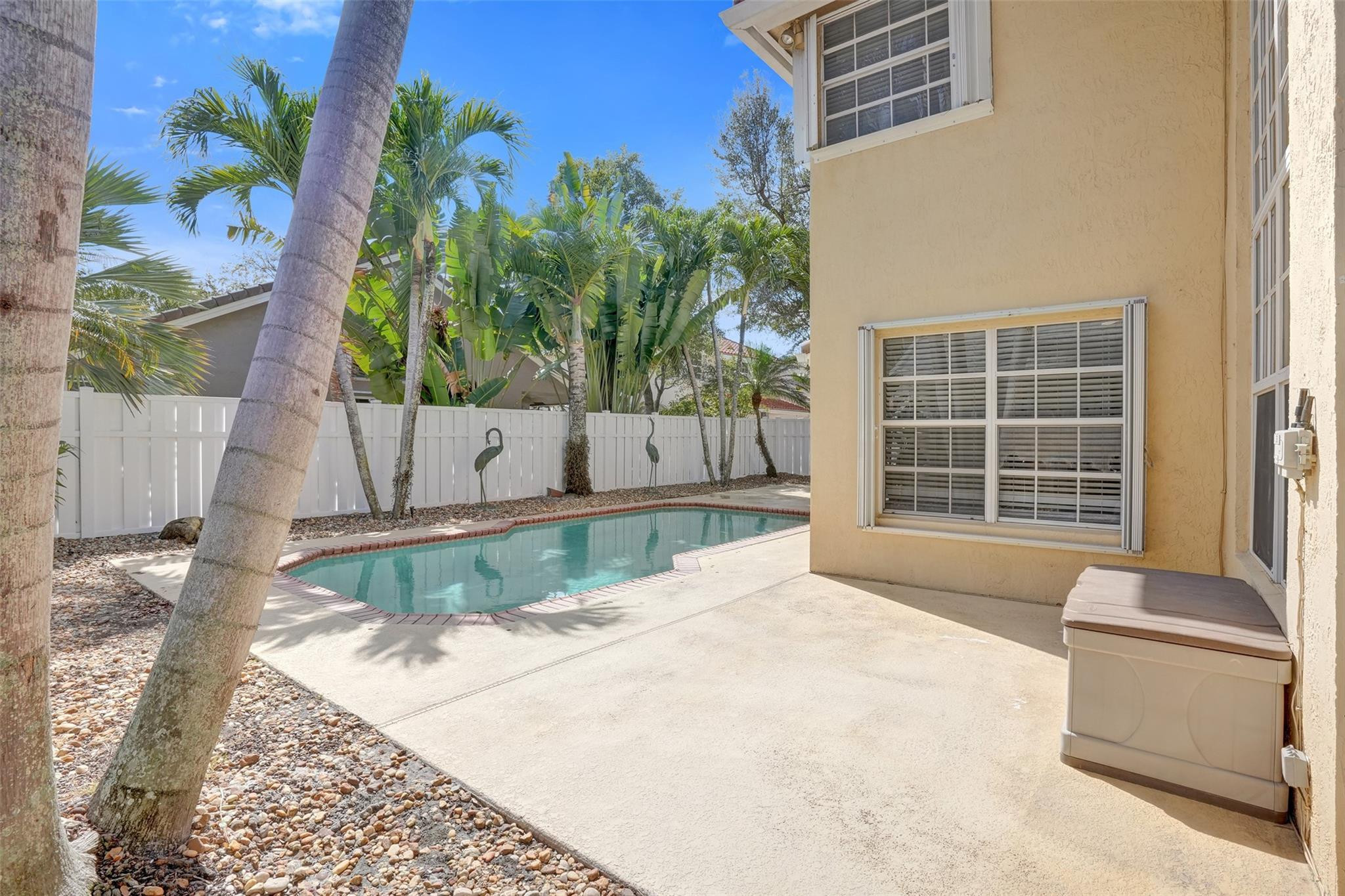 Embassy Lakes Ph II 141-4 - Residential