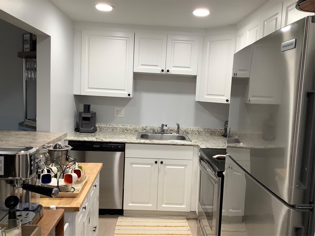 4174 Inverrary Drive 309