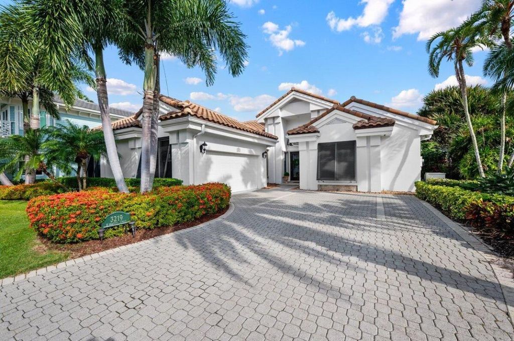 Photo of 3219 W Channel Circle, Jupiter, FL 33477 (MLS # R10975329)