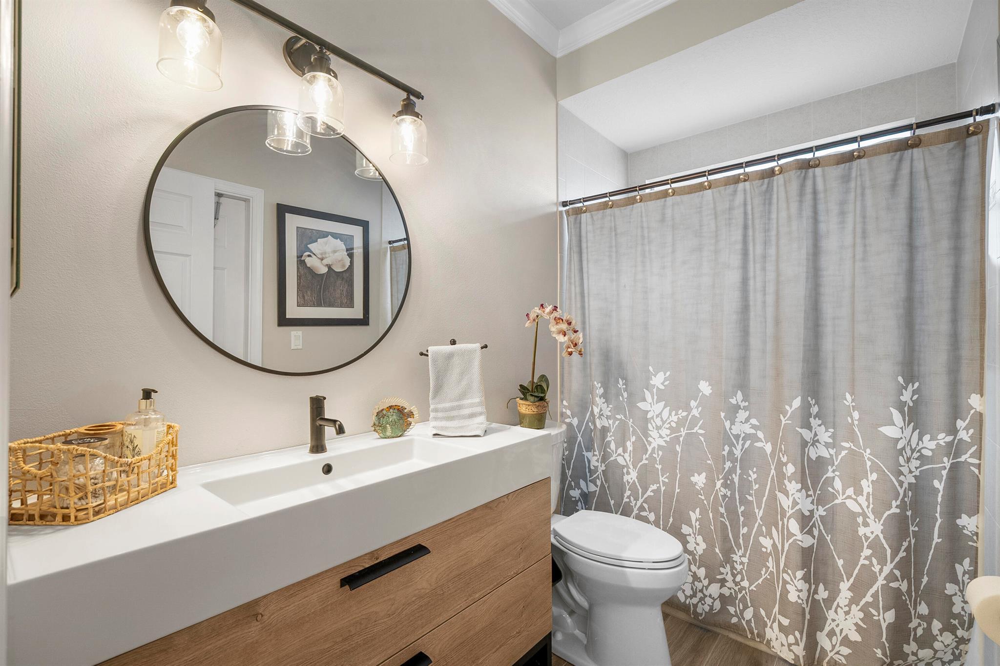 SAWGRASS LAKES PHASE 4 - Residential