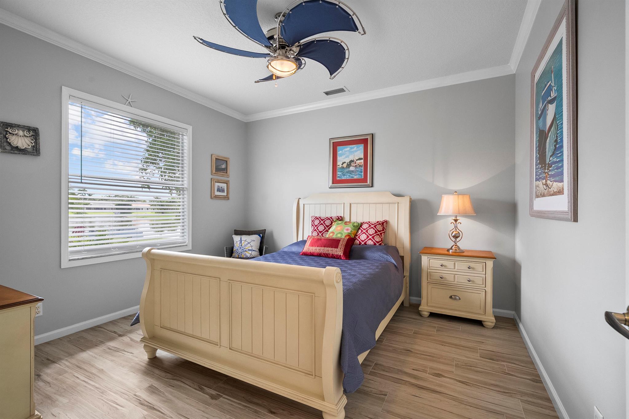 SAWGRASS LAKES PHASE 4 - Residential