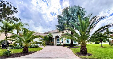 Photo of 372 SW Quiet Woods, Port St Lucie, FL 34953 (MLS # R11135248) Photo of 372 SW Quiet Woods, Port St Lucie, FL 34953 (MLS # R11135248)