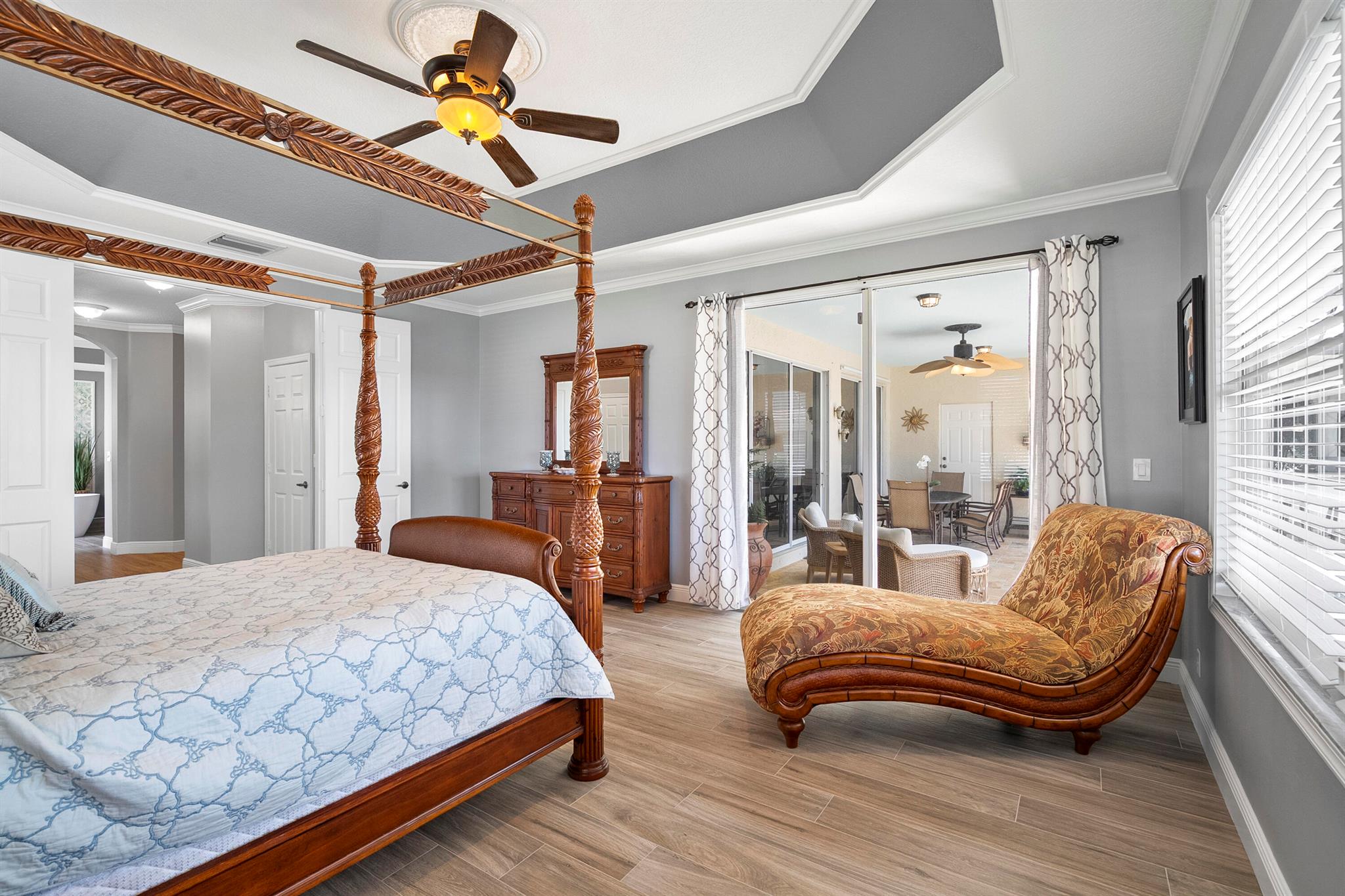 SAWGRASS LAKES PHASE 4 - Residential