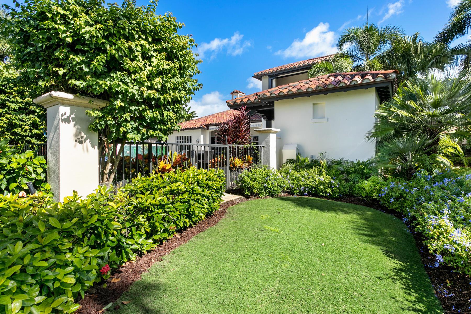 RITZ CARLTON GOLF CLUB & - Residential