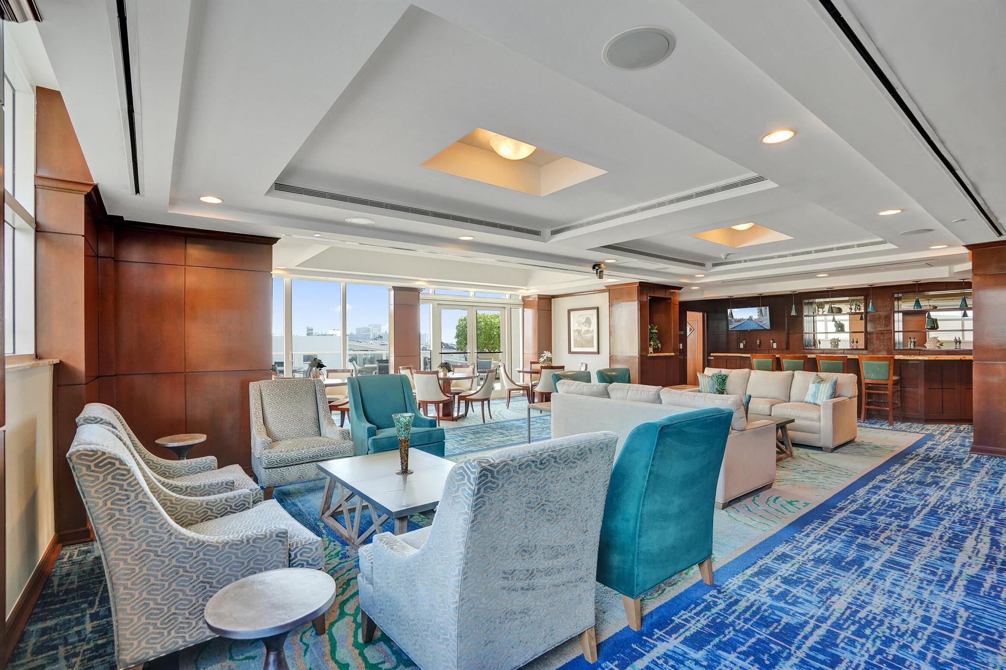 PORT CONDO - Residential