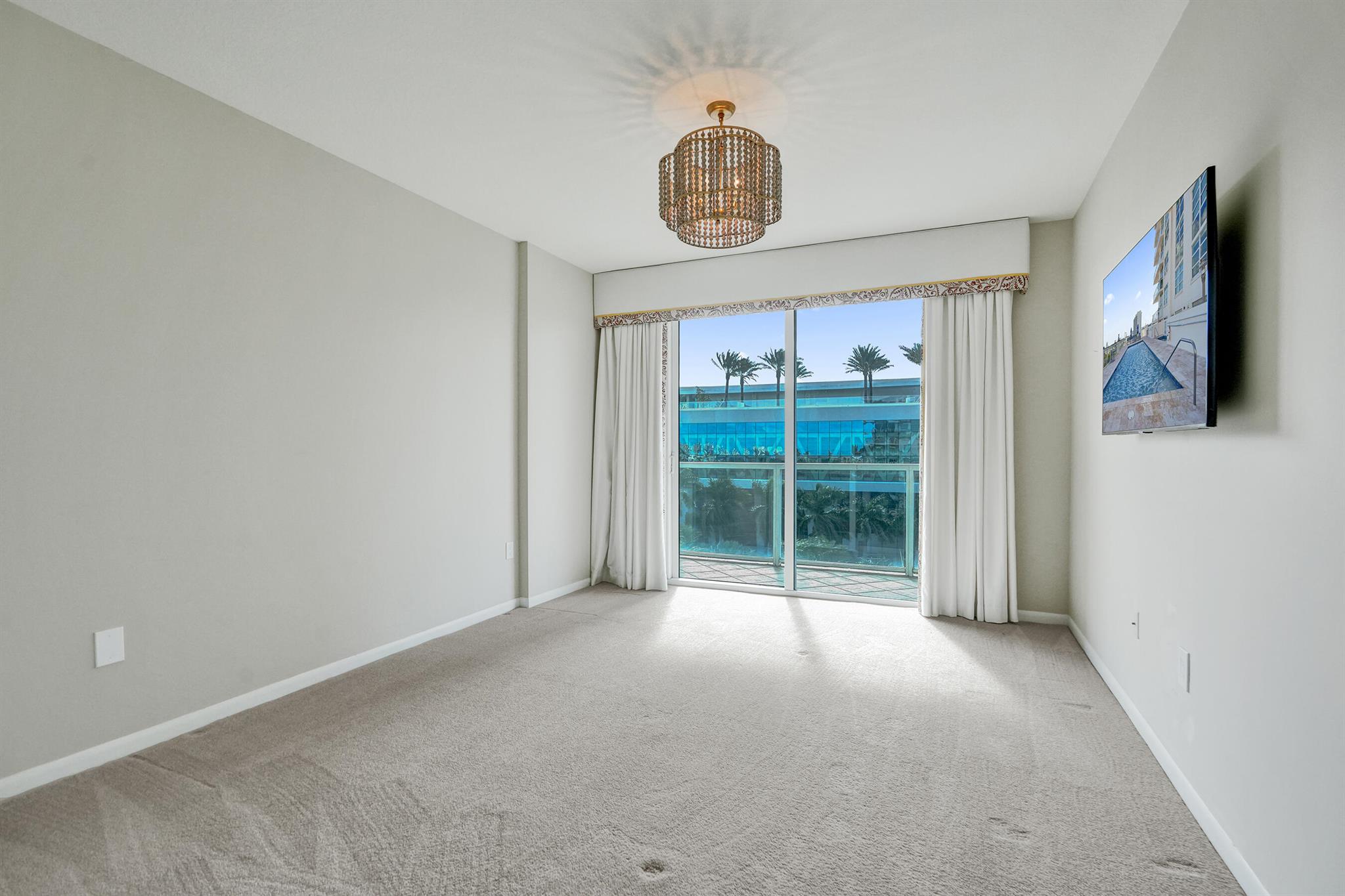 PORT CONDO - Residential