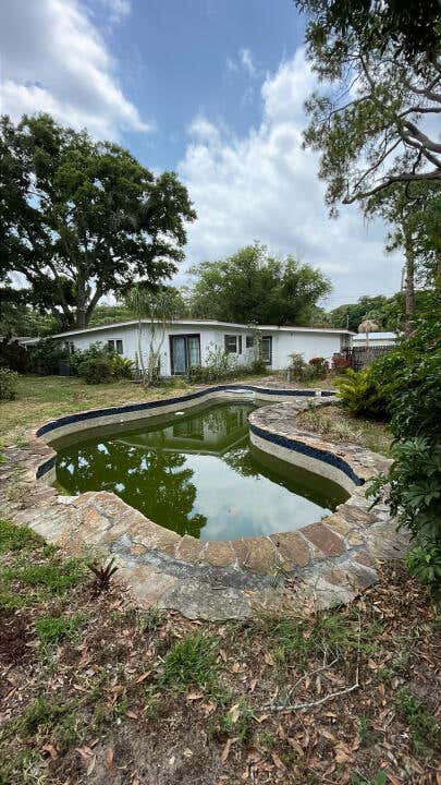 Photo of 2112 S 31st Street, Fort Pierce, FL 34947 (MLS # R10987561)