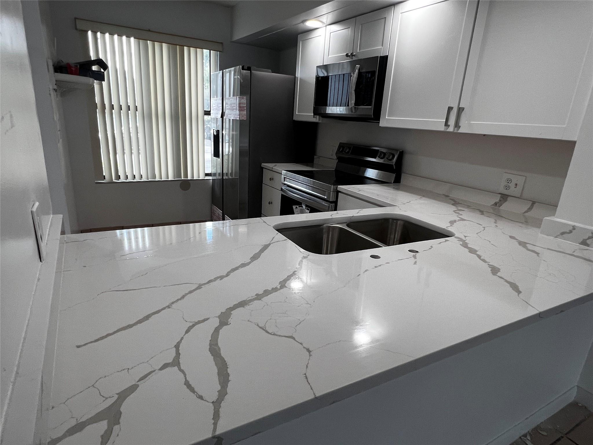 Lake Pointe Condo Four - Residential Lease