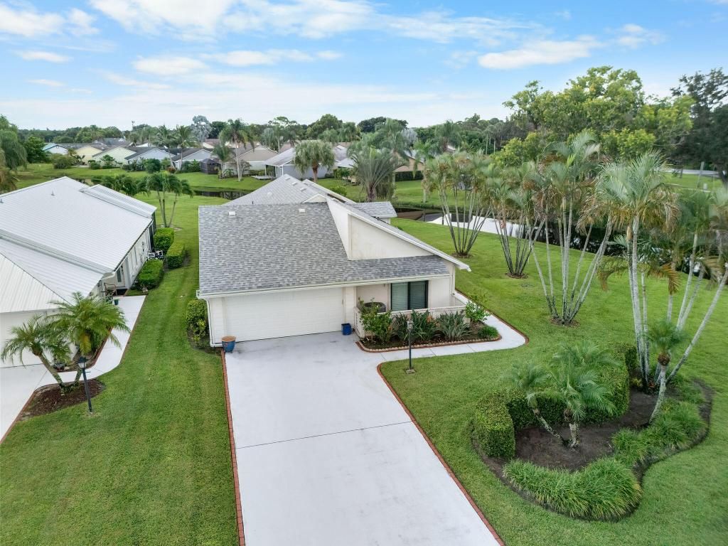 Photo of 7210 SE Quincy Terrace, Hobe Sound, FL 33455 (MLS # R11127090)