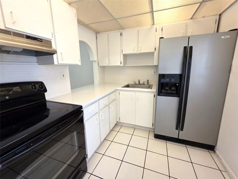505 NW 177th St 104 Miami FL 33169