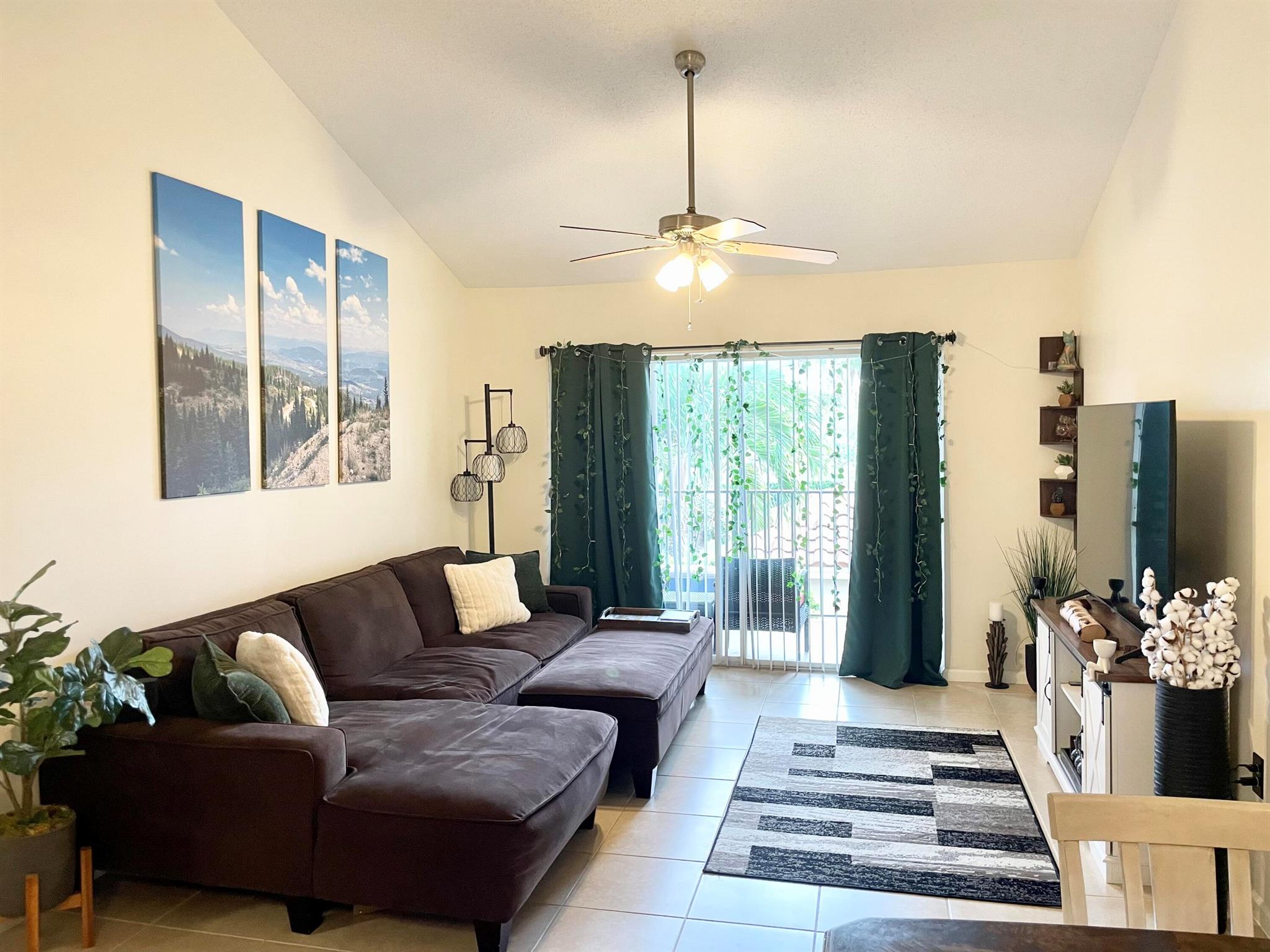 7912 Sonoma Springs Circle 201
