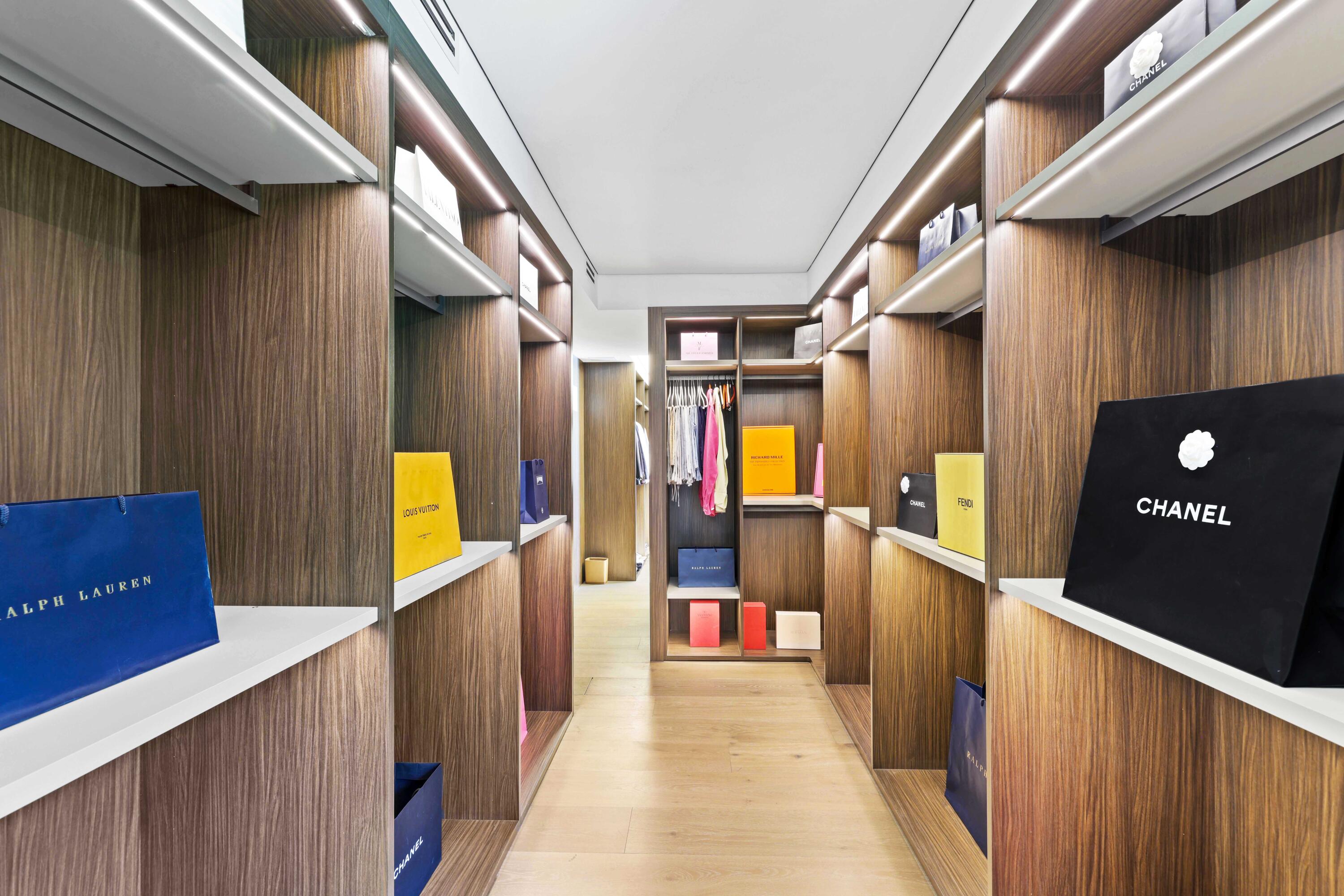 ELWA PLACE - Residential