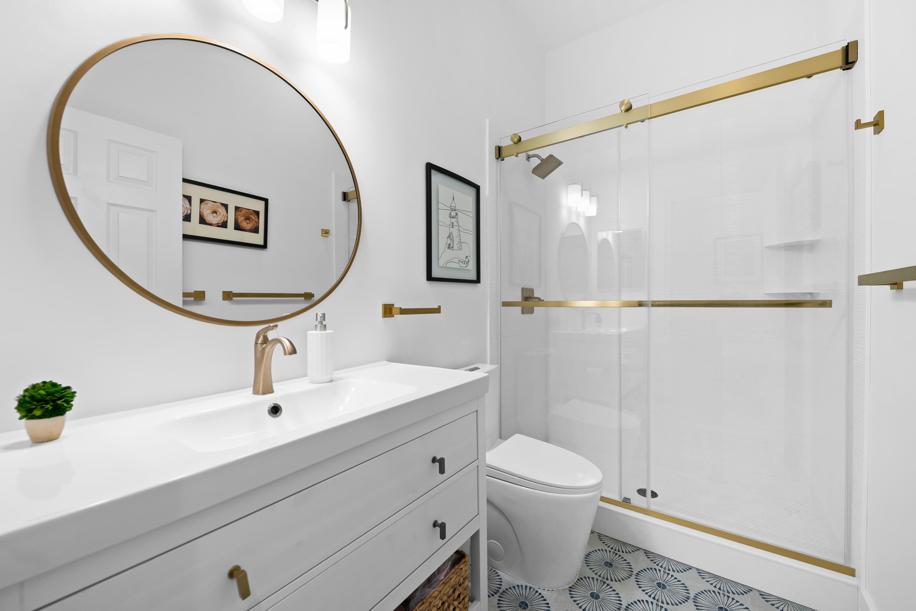 ABERDEEN 17 - Residential