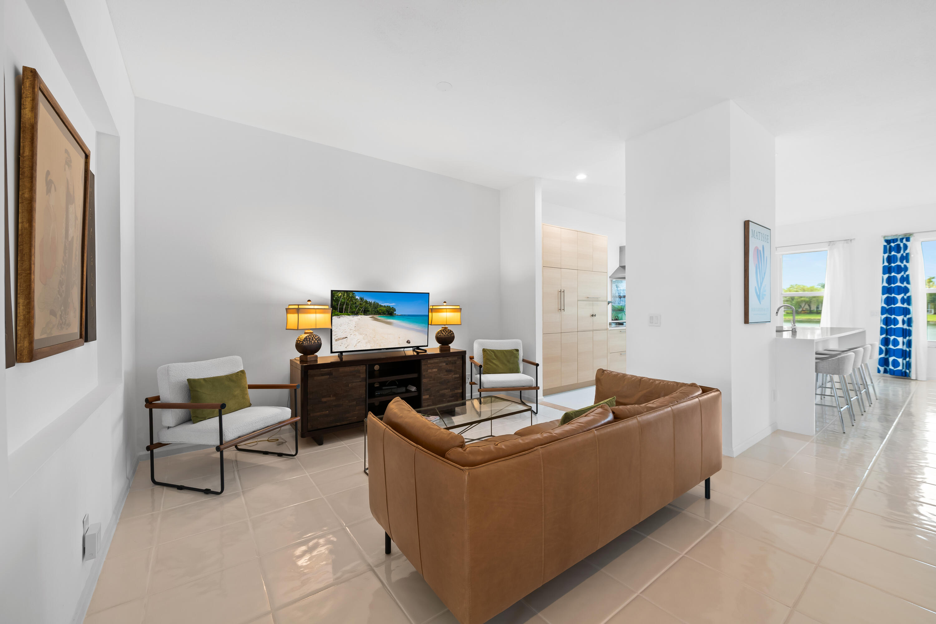 ABERDEEN 17 - Residential