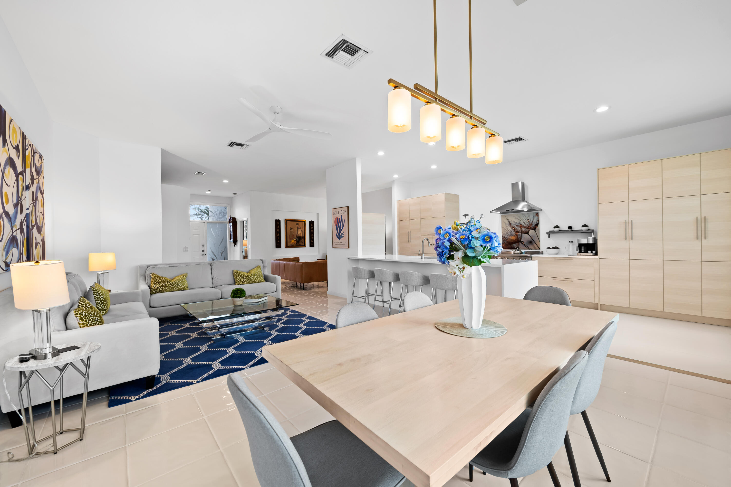 ABERDEEN 17 - Residential