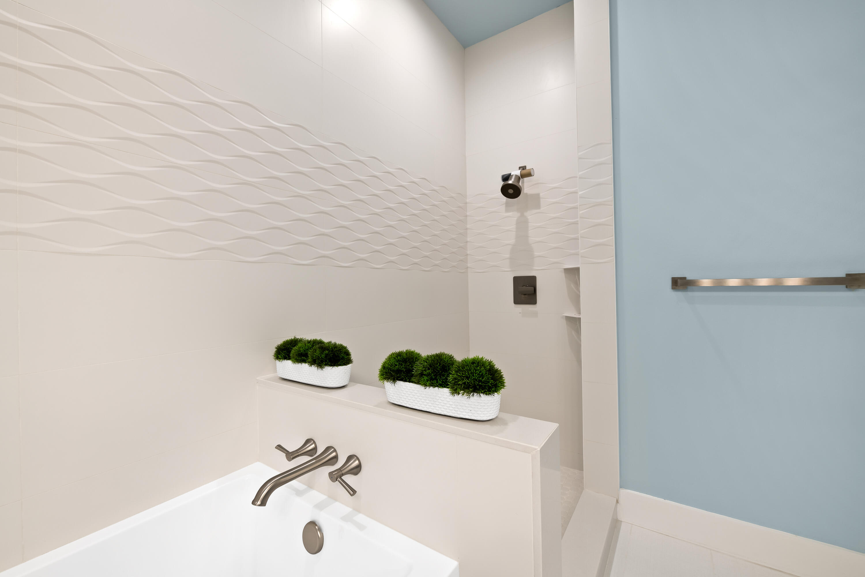 ABERDEEN 17 - Residential