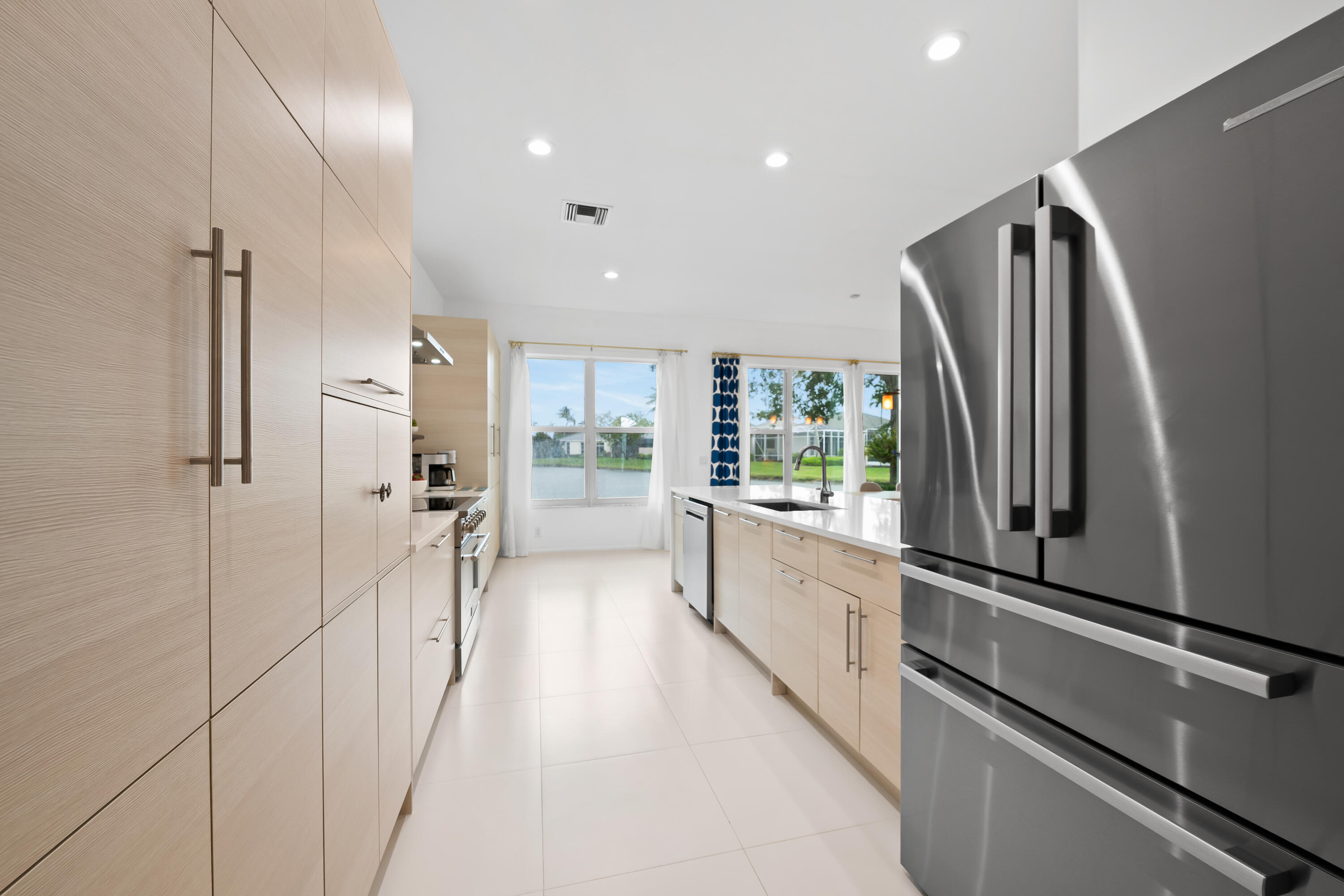 ABERDEEN 17 - Residential