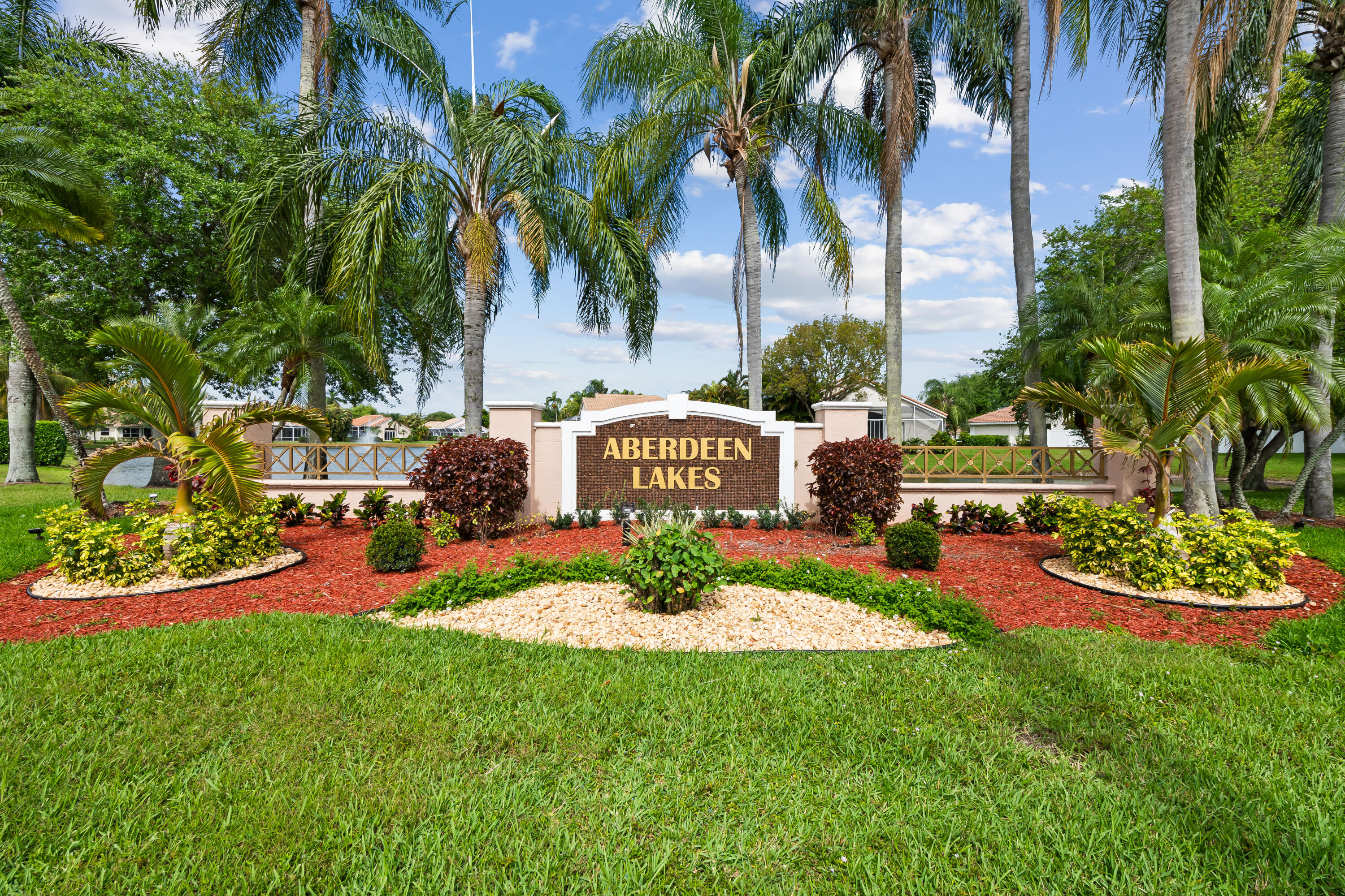 ABERDEEN 17 - Residential