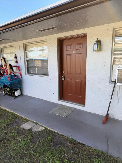 1810 SW 44th Avenue 3 Fort Lauderdale FL 33317