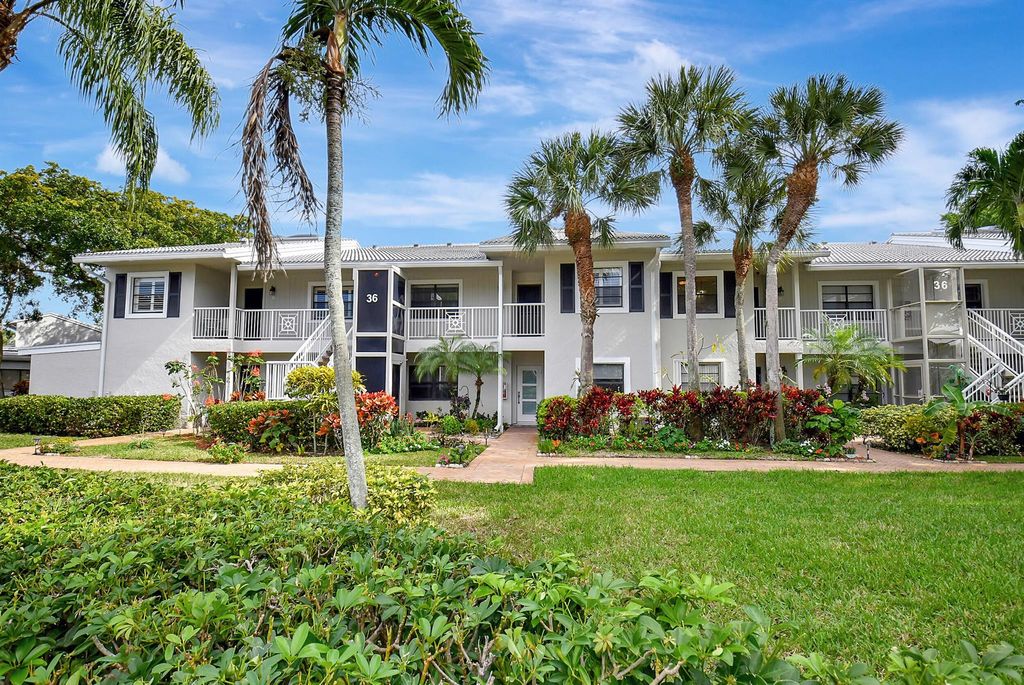 Photo of 36 Eastgate Drive #D, Boynton Beach, FL 33436 (MLS # R10954558)