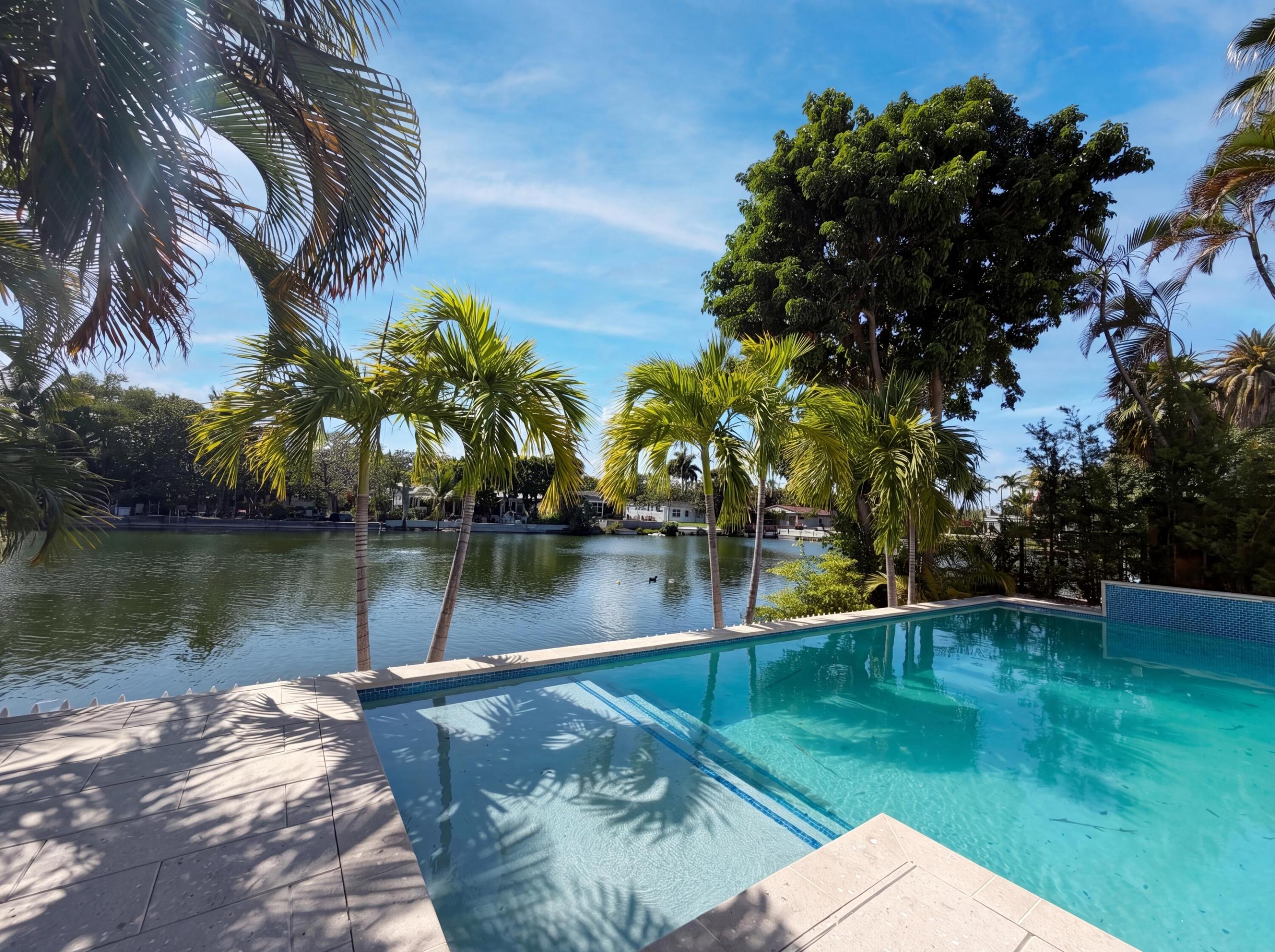 LAUDER-GATE 26-48 B - Residential