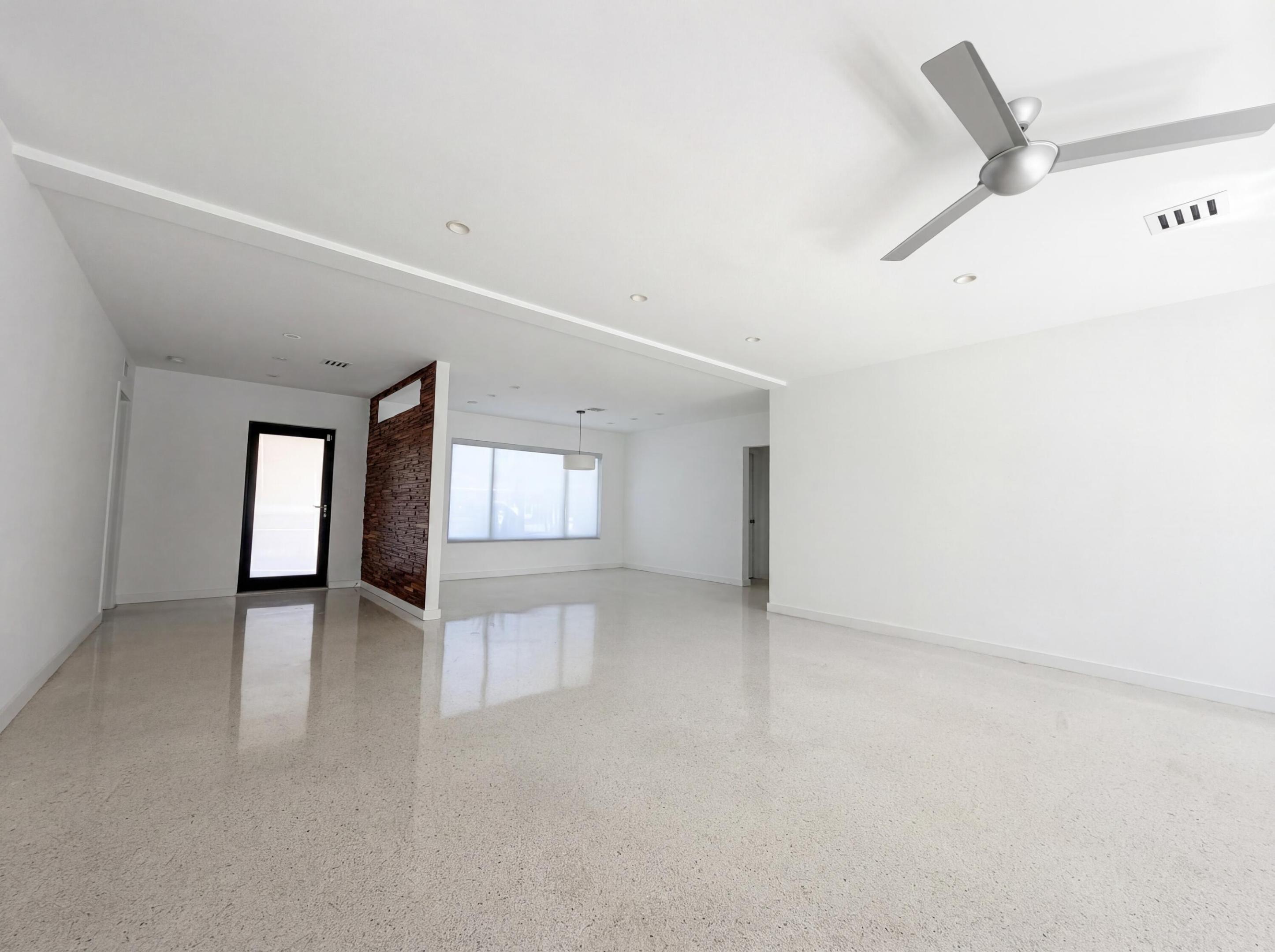 LAUDER-GATE 26-48 B - Residential