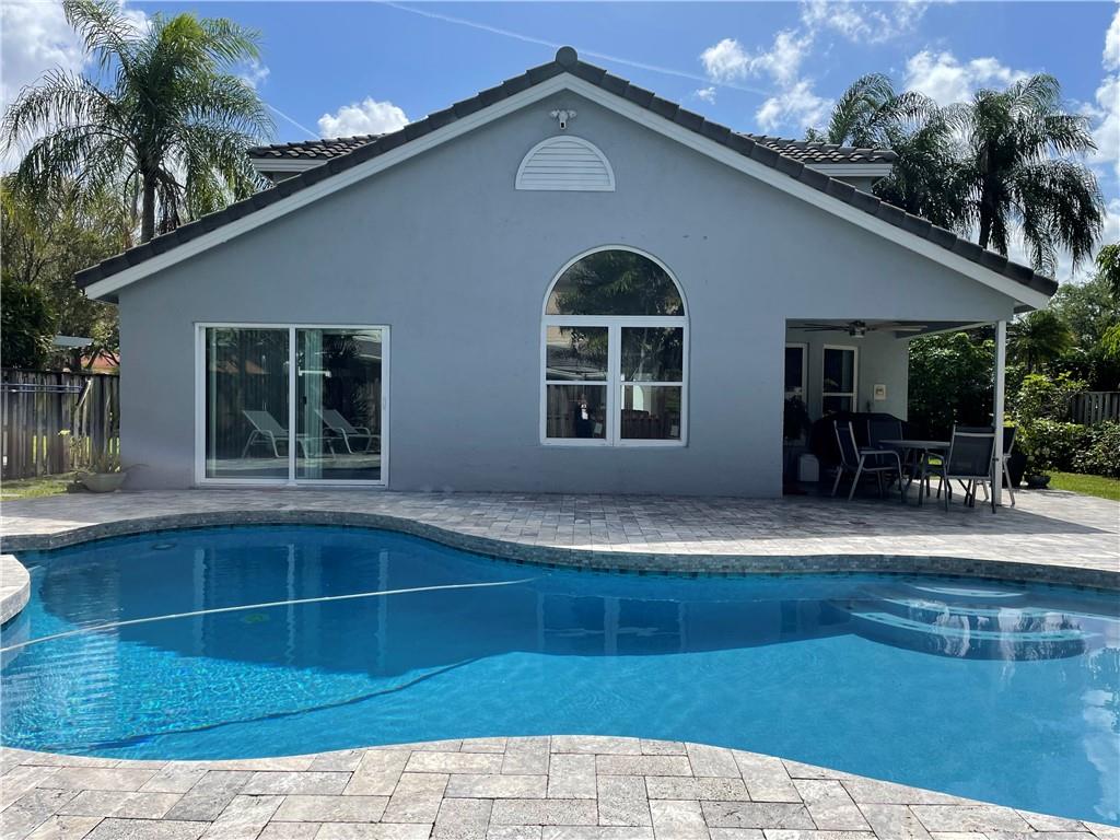 EMBASSY LAKES PARCEL N - Residential