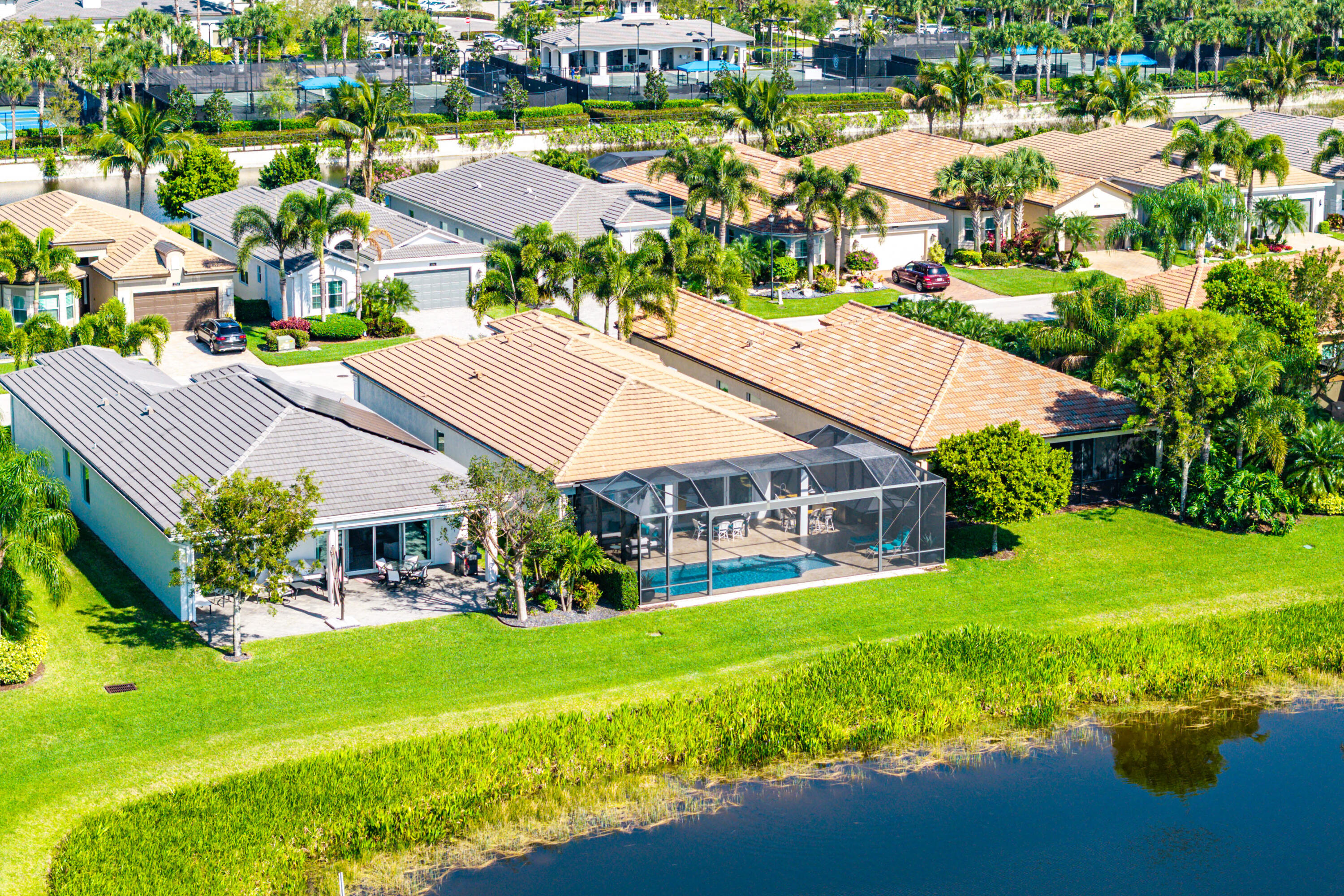 VALENCIA COVE AGR PUD SOUTH PL - Residential