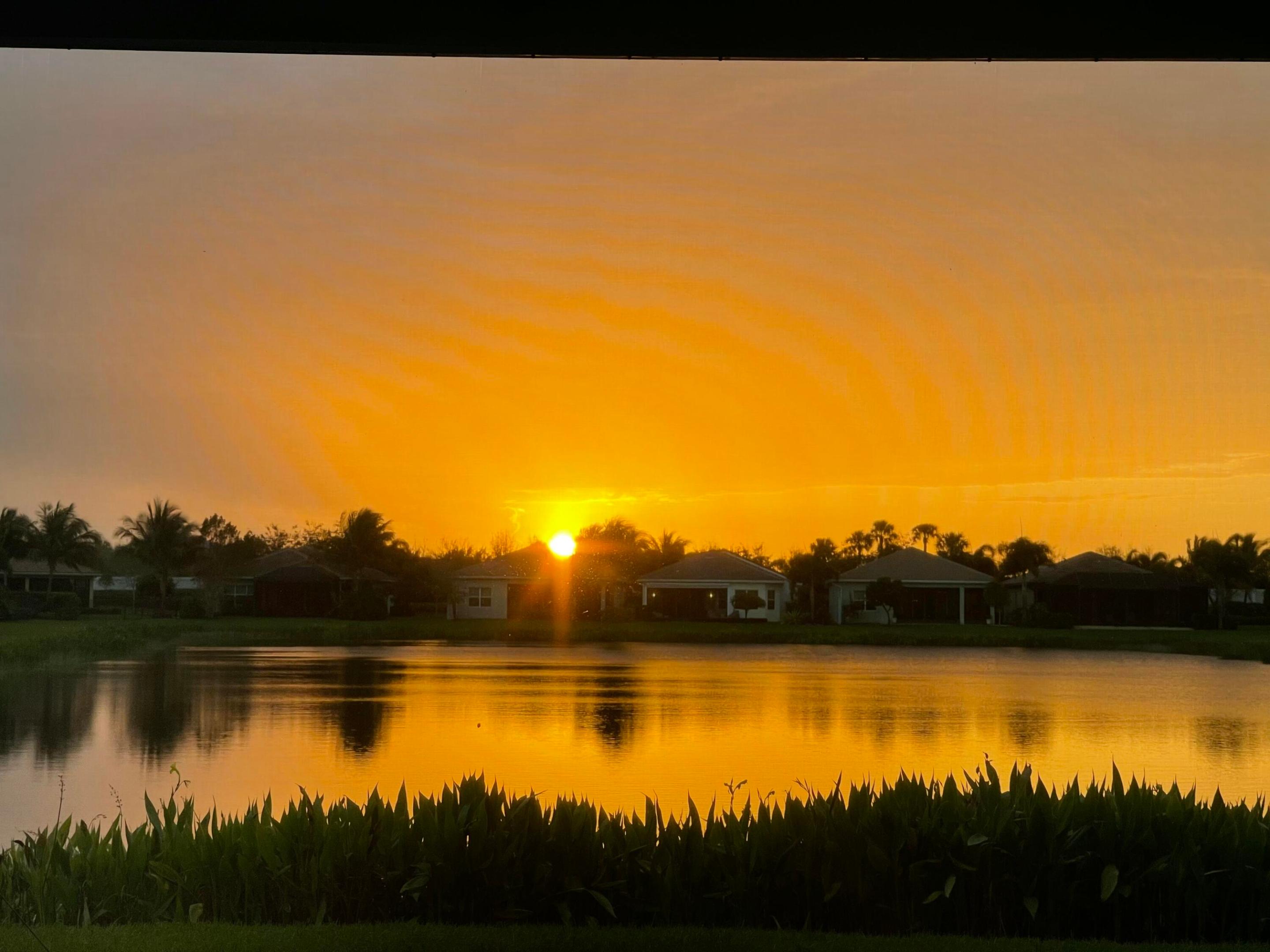 VALENCIA COVE AGR PUD SOUTH PL - Residential