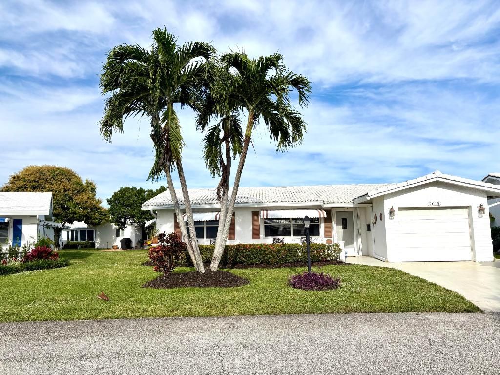 Photo of 2019 SW 18th Drive, Boynton Beach, FL 33426 (MLS # R11147064)