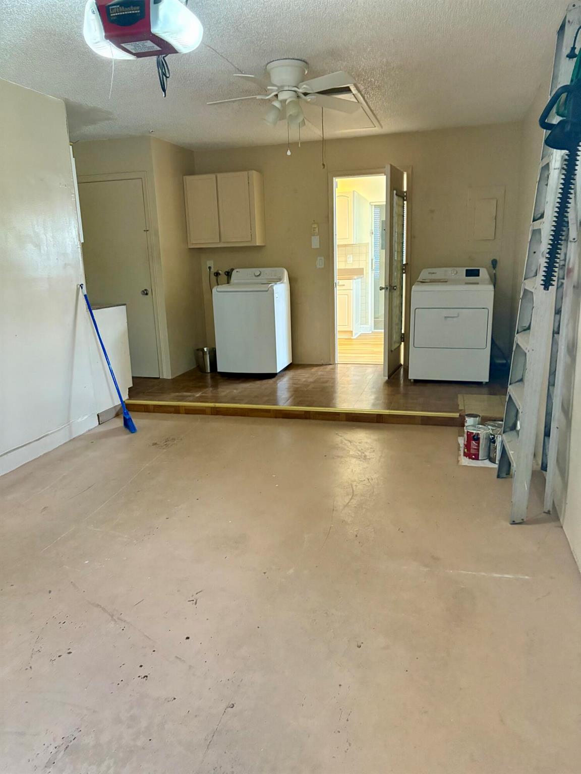 PALM BEACH LEISUREVILLE S - Residential Lease