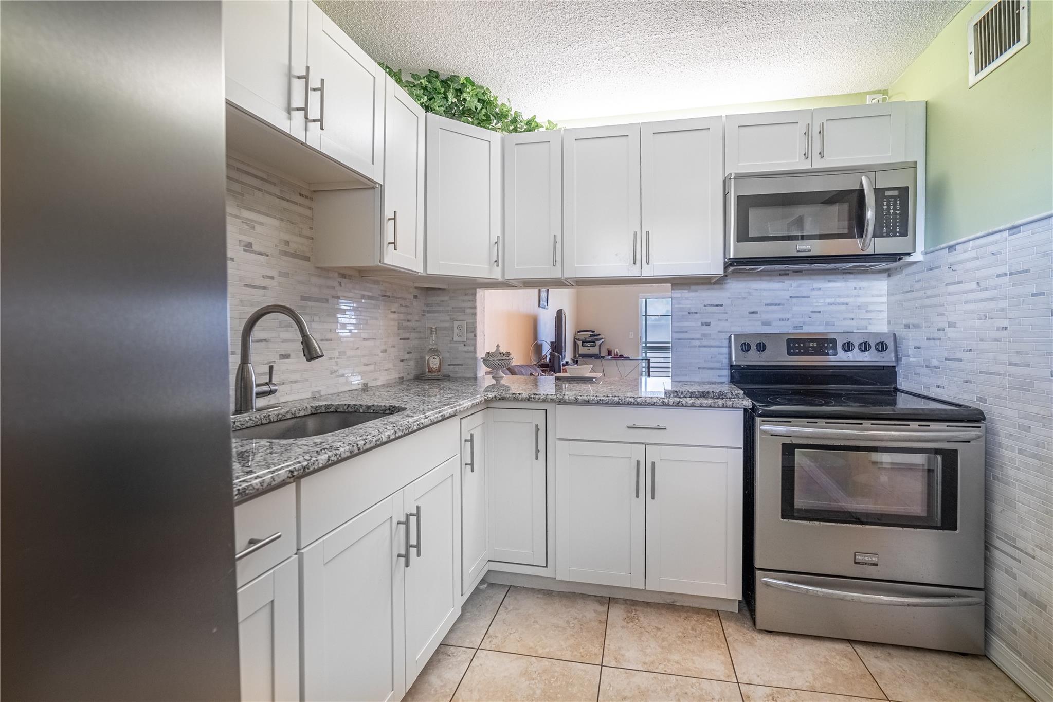 LAKE CLARKE GARDENS CONDO - Residential