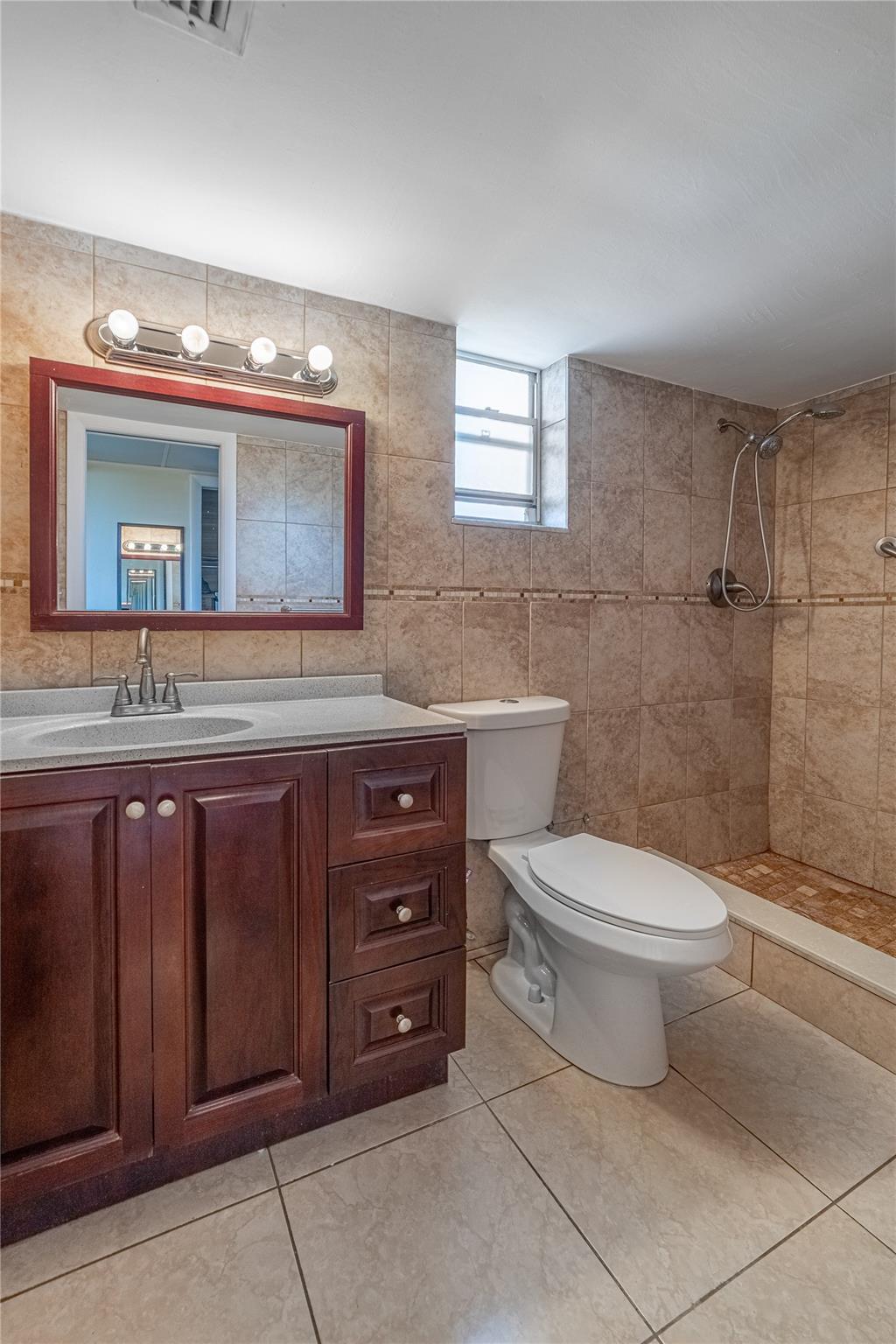 LAKE CLARKE GARDENS CONDO - Residential